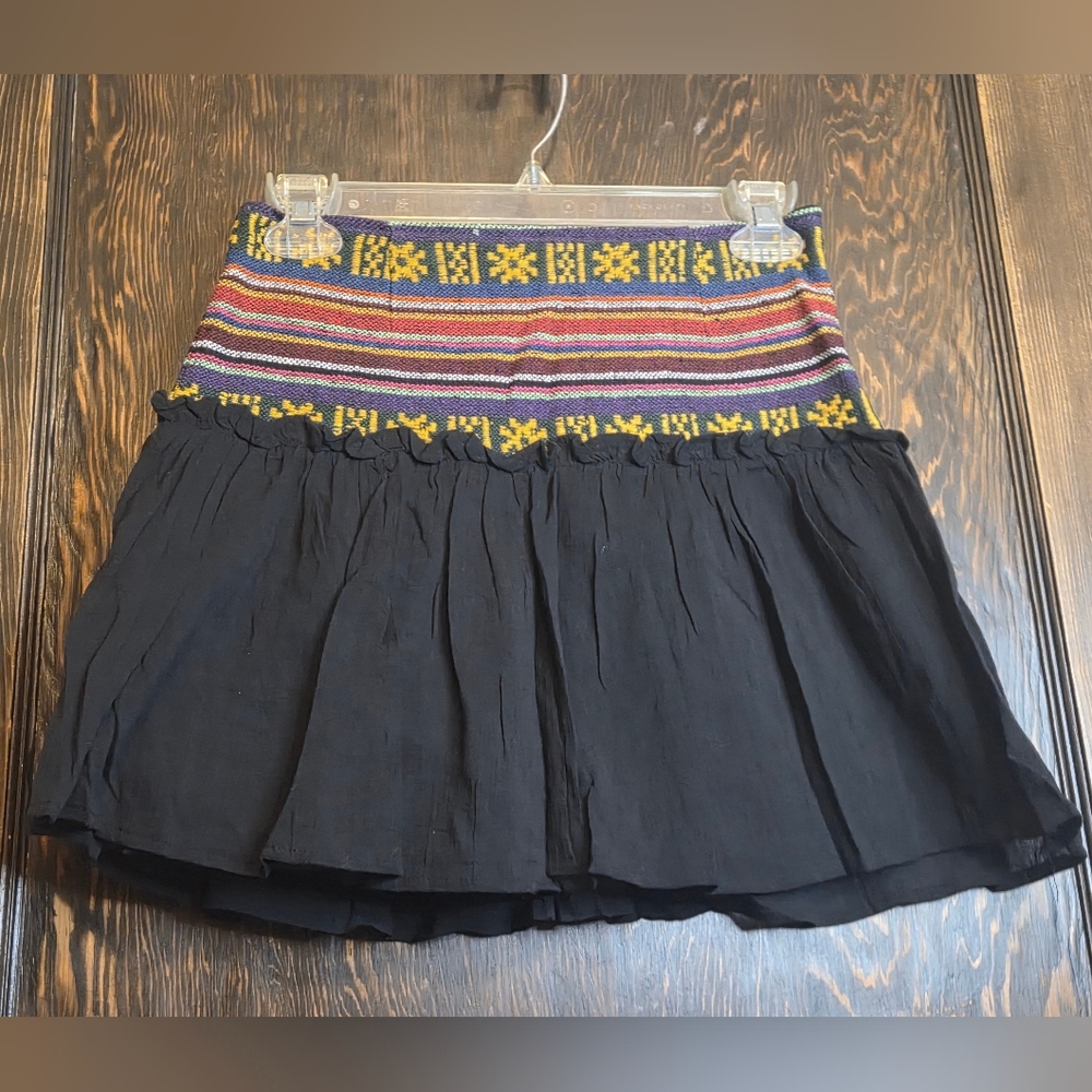 NWT "Shrinking Violet" Black and Multicolor Mini Boho Santa Fe Style Mini Skirt